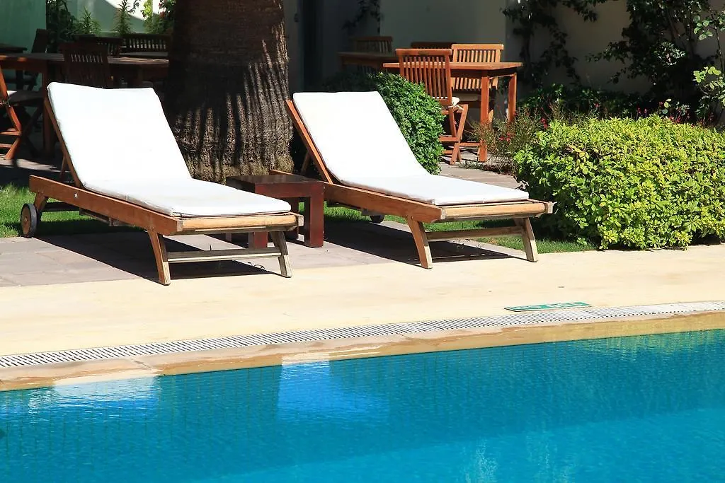 Sah Hotel بيتيس تركيا